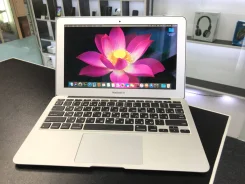 Apple MacBook Air 11 2011 Mid. WiFi: 1 ����