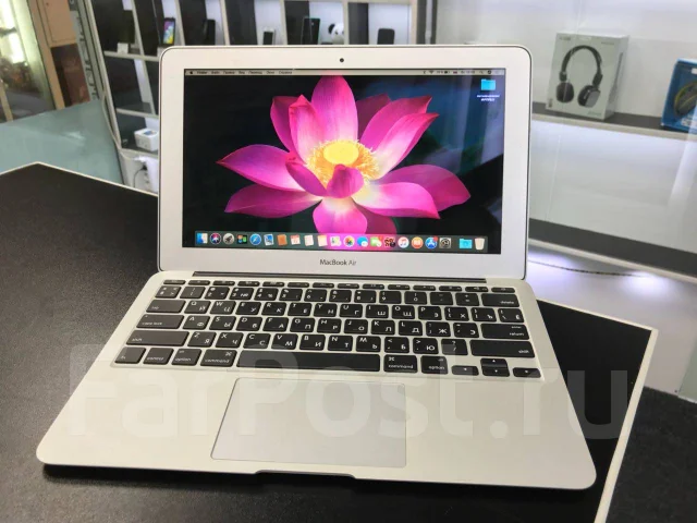 Apple MacBook Air 11 2011 Mid. WiFi: 1 ����