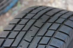 Yokohama ice GUARD iG 30, 205/55R16. Зимние, без шипов, 2013 год, износ: 20%, 4 шт