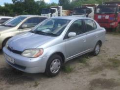 Toyota Platz. Без водителя