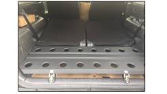Полка багажника. Suzuki Jimny, JB23W, JB33W, JB43W Suzuki Jimny Wide, JB33W, JB43W Suzuki Jimny Sierra, JB43W Двигатели: G13B, K6A, M13A