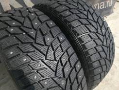 Dunlop SP Winter ICE 02. Зимние, шипованные, 2015 год, 10 %, 2 шт