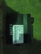Блок управления двс. Audi A8, 4E2, 4E8 Audi S8, 4E2, 4E8 Двигатели: ASB, ASE, ASN, BBJ, BFL, BFM, BGK, BHT, BMC, BNG, BPK, BSB, BSM, BTE, BVJ, BVN