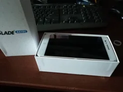 ZTE Blade A610. �/�, 16 ��, �������, 3G, 4G LTE, Dual-SIM, ����������