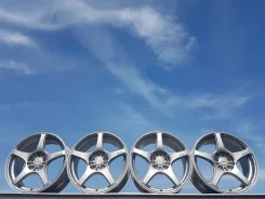 Enkei RP03. 8.0x17", 5x100, ET48, �� 72���. ����