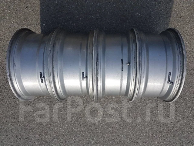 Enkei RP03. 8.0x17", 5x100, ET48, �� 72���. ����