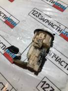 Насос топливный. Toyota: Corolla Spacio, Allex, Crown, WiLL VS, Verossa, Camry, Previa, Altezza, Estima, Crown Majesta, Mark II Wagon Blit, Harrier, C...