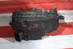 Корпус воздушного фильтра. Infiniti I30, CA33 Infiniti I35, CA33 Nissan Maxima, A33B, CA33 Nissan Cefiro, A33, PA33 Двигатели: VQ30DE, VQ20DE, VQ25DD
