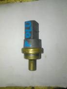 Датчик температуры. Volkswagen: Passat, Bora, Crafter, Sharan, Amarok, Passat CC, Fox, Polo, Touareg, Eos, up!, Gol, Caddy, Jetta, Scirocco, Tiguan, B...