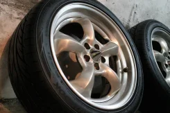 Work Goocars. 8.0x17", 5x100, ET38 ����
