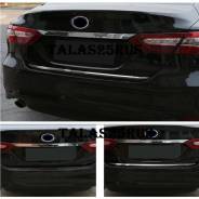 Накладка на дверь багажника. Toyota Camry, ASV70, AXVA70, AXVH70, GSV70