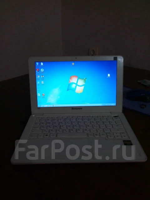 Lenovo IdeaPad S206. 11.6", 1,4����, ��� 4 ��, ���� 150���, WiFi: 1, Bluetooth: 1, ����������� �� 4��. ����