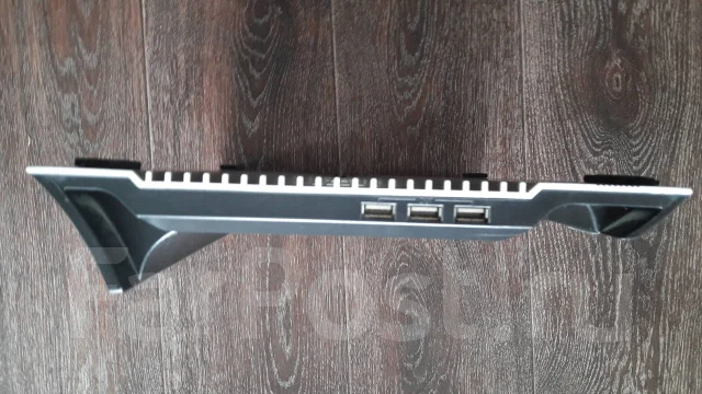 Asus K73E. 17", ���� 750���, WiFi: 1, Bluetooth: 1 ����