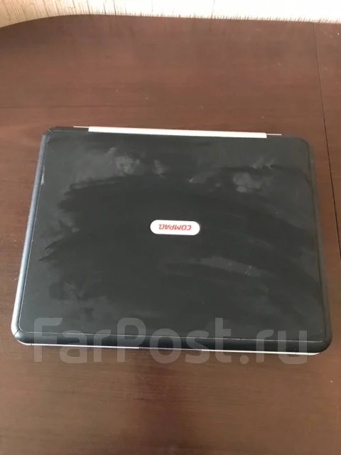 Compaq Presario. 15.4", 1 600����, ��� 256 �� � ������, ���� 40���, WiFi: 1, Bluetooth: 1 ����