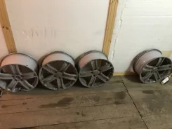 AMS. 8.0x18", 5x114.3, ET35 ����