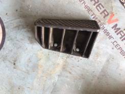 Подставка под ногу. Subaru Forester, SF5, SF9, SG5, SH5, SHJ, SJ5 Subaru Legacy, BD2, BD3, BD4, BD5, BE5, BG3, BG4, BG5, BH5, BH9, BL5, BP5 Subaru Imp...