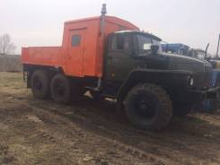 Урал 4320. -2001г., 10 000 куб. см., 8 000 кг.