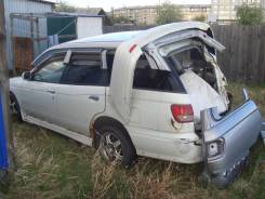 Nissan Avenir Salut. 11, 2