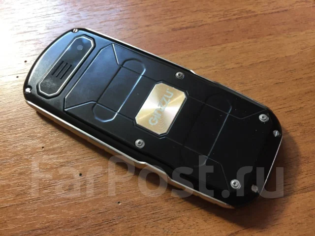 Ginzzu R1D. �/� ����