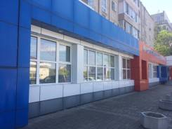 Сдам торговое помещение в центре. 528 кв. м., улица Лермонтова 51, р-н Центральный