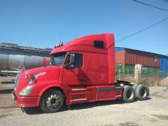 Volvo VNL 670. Тягач седельный Volvo VNL 64 T 670 2003г., 15 000 куб. см.