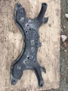 Балка под двс. Toyota Corolla Fielder, NZE121, NZE121G Двигатель 1NZFE