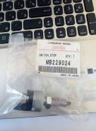 Концевик под педаль тормоза. Mitsubishi: Strada, L200, Minica, Minica Toppo, Lancer, Minicab, Mirage, Montero Sport, Bravo, Pajero Mini, Pajero Junior...