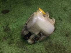 Бачок стеклоомывателя. Subaru Forester, SF5, SF9 Subaru Legacy, BD3, BD5, BD9, BG2, BG3, BG4, BG5, BG7, BG9, BGA, BGB, BGC Subaru Impreza, GC2, GC8, G...