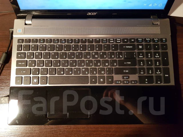Acer Aspire V3-551. 15.6", 3,2����, ��� 4 ��, ���� 500���, WiFi: 1, Bluetooth: 1, ����������� �� 4��. ����
