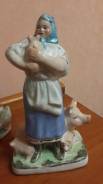 Статуэтки, фигурки.