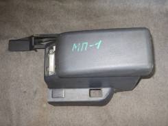 Бардачок. Mitsubishi Pajero, V45W, V46V, V46W, V46WG Двигатели: 4M40, 4M40T, 6G74