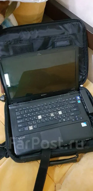 Sony VAIO VPC-B. 14.1", 2 100����, ��� 4 ��, ���� 320���, WiFi: 1, Bluetooth: 1, ����������� �� 4��. ����