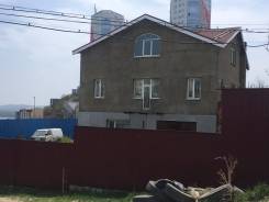 Сдам в аренду первый этаж в коттедже под жилье, офис, склад, и пр. Улица Крыгина 95, р-н Эгершельд, 140 кв. м., цена указана за все помещение в месяц