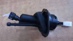 Цилиндр сцепления главный. Ford Focus, BK, CB4, DA3, DB, DBW Ford Kuga, CBV, DR Ford C-MAX, C214 Volvo S40, MH67, MH68, MS, MS20, MS21, MS38, MS43, MS...