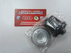 Фильтр масляный. Volkswagen Passat, 3C2, 3C5 Volkswagen Transporter, 7HA, 7HB, 7HC, 7HF, 7HH, 7HJ, 7HM, 7HN, 7JD, 7JE, 7JL, 7JY, 7JZ Volkswagen Golf...