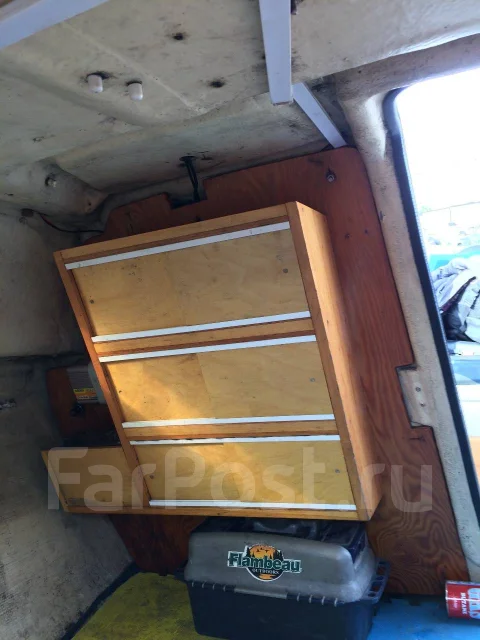 Nissan. 2010 ���, ����� 5��., ��������� ���������, 90��.�., ������ ����