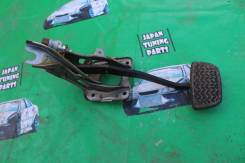 Педаль тормоза. Toyota Mark II, GX100, GX105, JZX100, JZX101, JZX105, LX100 Toyota Cresta, GX100, GX105, JZX100, JZX101, JZX105, LX100 Toyota Chaser...