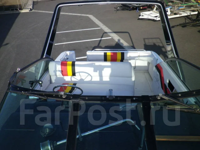 Searay Sundancer. 1991 ���, ����� 7,5��., ��������� ������������, 150��.�., ������. ��� ����� �� ������������ ����
