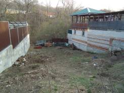 Продаю участок с домом на Азовской,16 (ст. Чайка). Улица Азовская 16, р-н Чайка, площадь дома 43 кв. м., скважина, электричество 15 кВт, отопление тве...