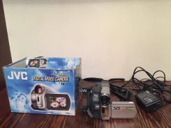 JVC ����
