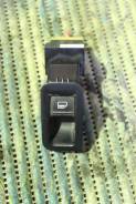 Кнопка стеклоподъемника. Skoda Rapid, NA2 Volkswagen Polo, 601, 602, 603, 604, 612, 614, 6R1 Двигатели: BLF, BME, BTS, BXW, BZG, CAYA, CAYB, CAYC, CBZ...