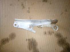 Крепление капота. Mitsubishi: Strada, L200, Lancer, Mirage, Montero Sport, Bravo, Chariot, Chariot Grandis, Airtrek, Libero, Outlander, Challenger, Co...