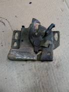 Замок капота. Honda Civic, EG8 Двигатели: D15B, D15B1, D15B2, D15B3, D15B4, D15B5, D15B7, D15B8
