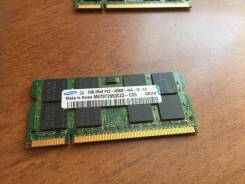 SO-DIMM DDR2.