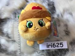 Игрушки мягкие.