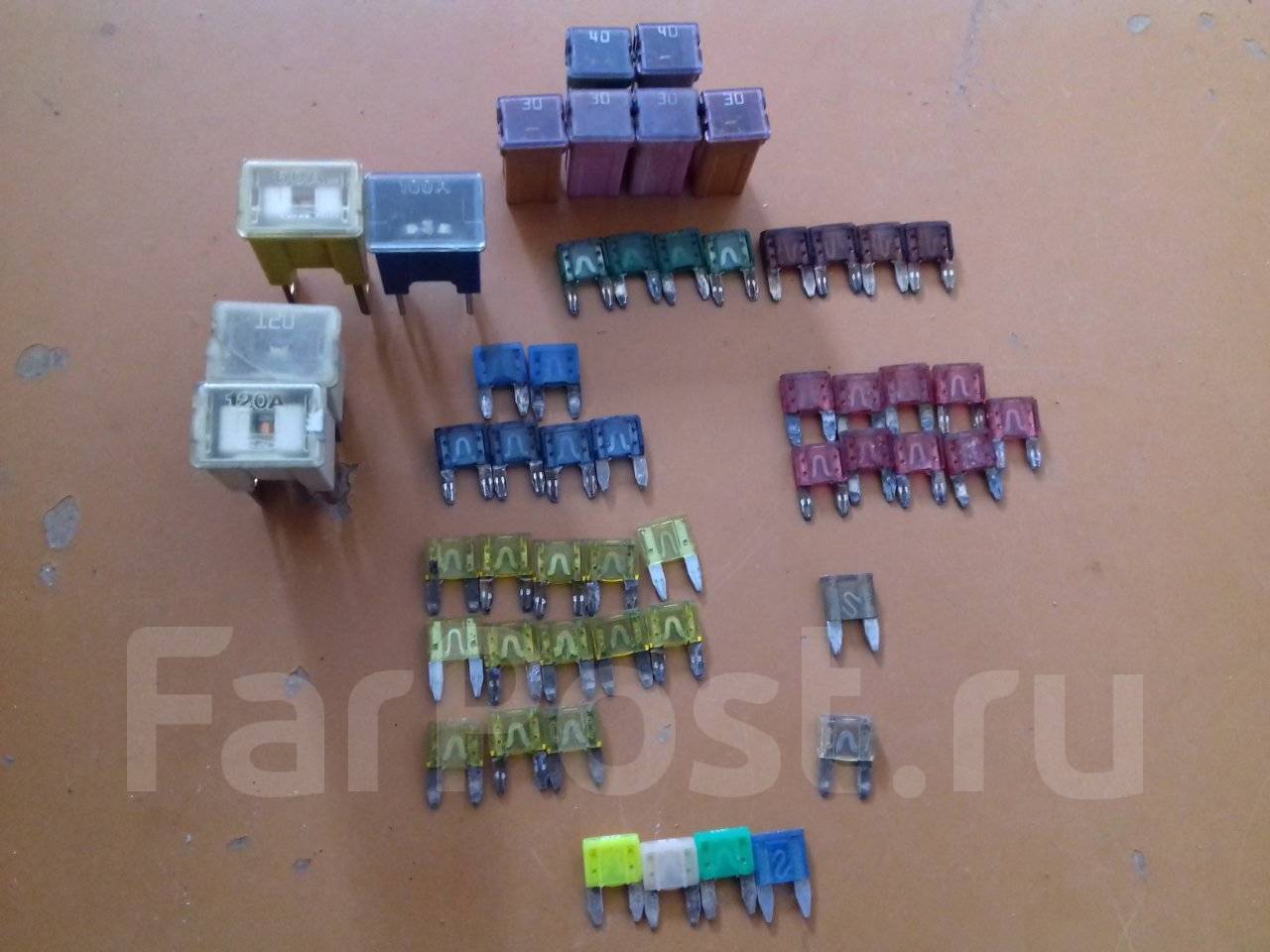 предохранитель toyota 15a
