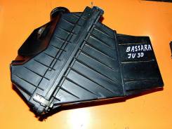 Корпус воздушного фильтра. Nissan Presage, NU30, U30 Nissan R'nessa, PNN30 Nissan Bassara, JNU30, JU30 Двигатель KA24DE