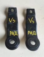 Крепление радиатора. Mitsubishi Pajero, V23C, V23W, V24C, V24V, V24W, V24WG, V25C, V25W, V26C, V26W, V26WG, V43W, V44W, V44WG, V45W, V46V, V46W, V46WG