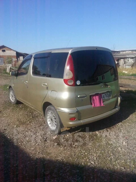 Toyota Funcargo. �������, ��������, 1.3 (88��.�.), ������, 200 000����. �� ����