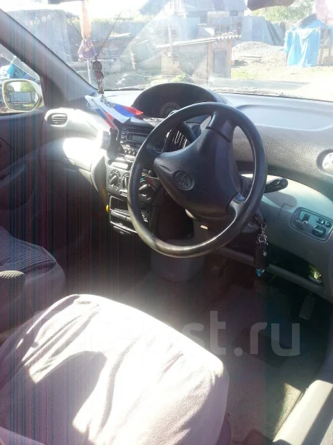 Toyota Funcargo. �������, ��������, 1.3 (88��.�.), ������, 200 000����. �� ����